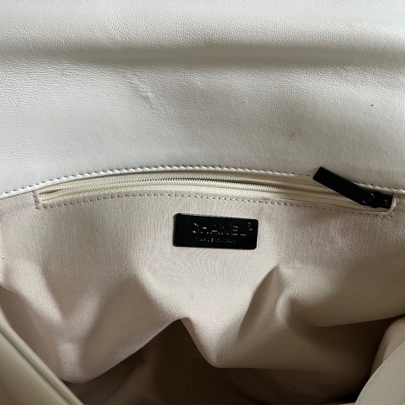 Chanel Chanel Medium 19 Flap Bag - White /Black Hardware - Picture 3 of 3